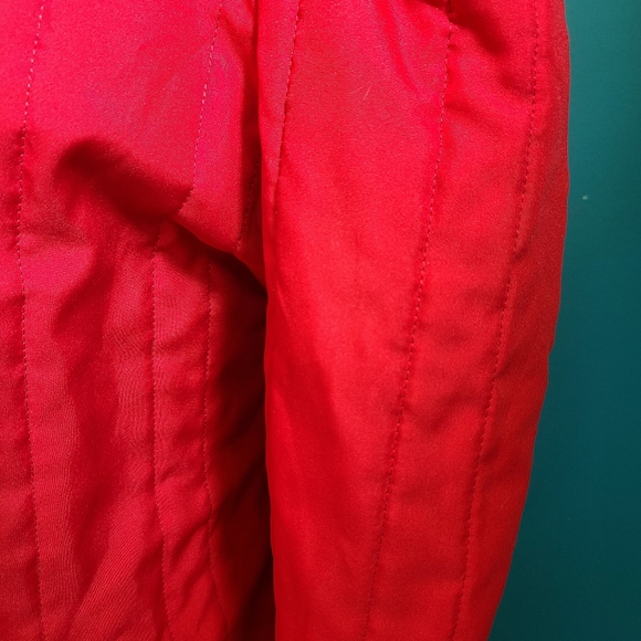 Vintage quilted puff shoulder jacket, red, size medium, - Picture 3 of 8